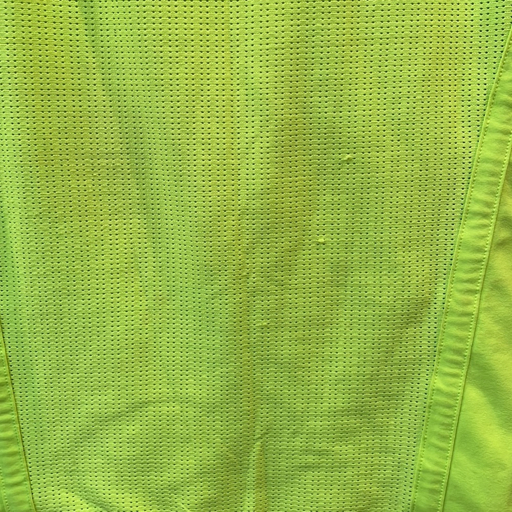 Lorna Jane neon yellow/lime sweetheart mesh tank - Picture 4 of 6